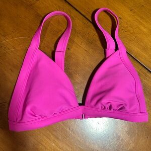 XHILIRATION Target Bikini Top
